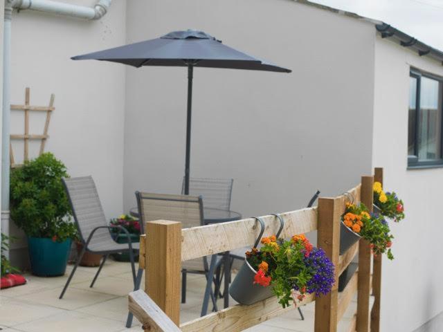 Stunning Modern Apartment In The Cotswolds Chalford Екстериор снимка