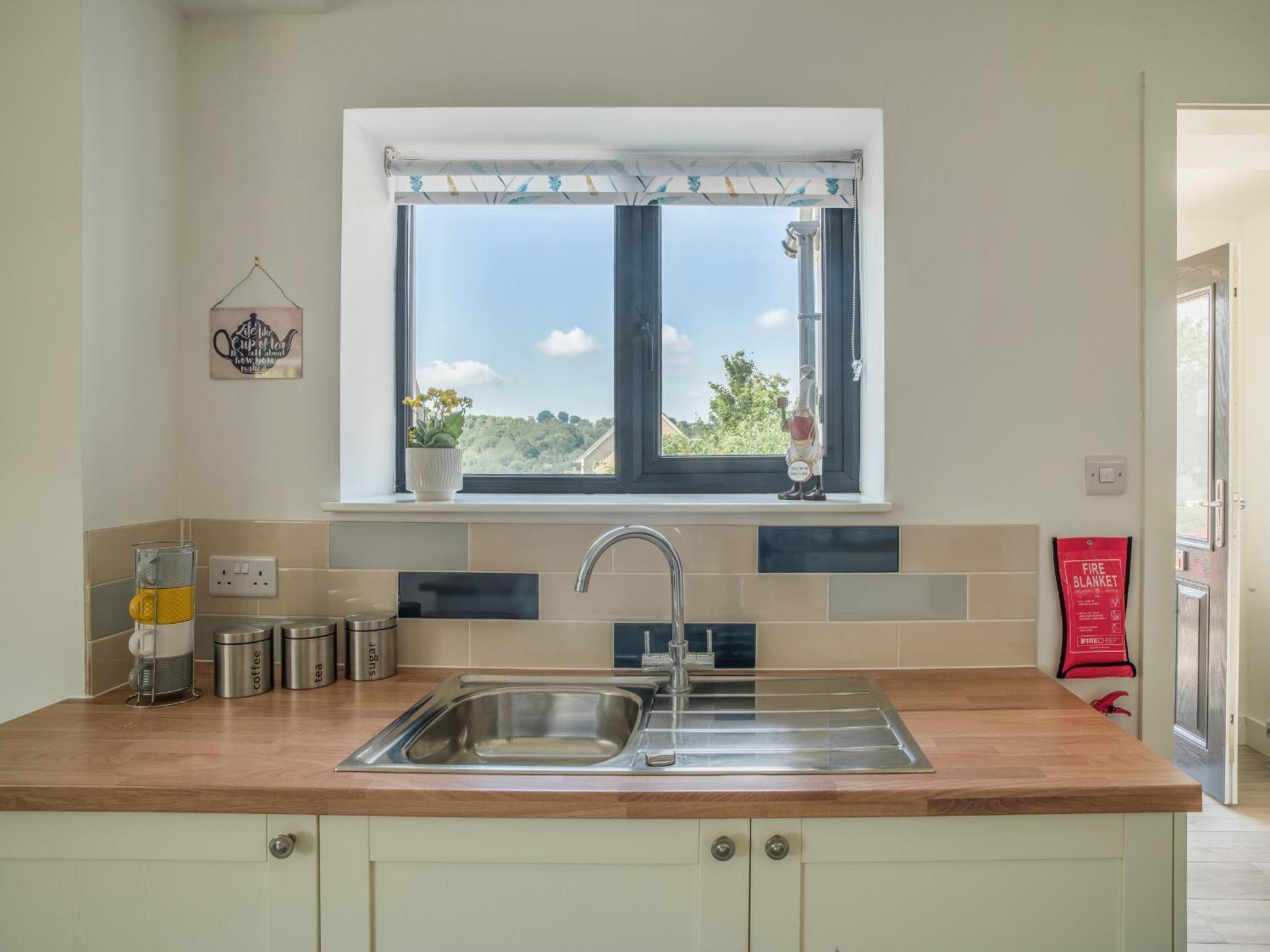 Stunning Modern Apartment In The Cotswolds Chalford Екстериор снимка