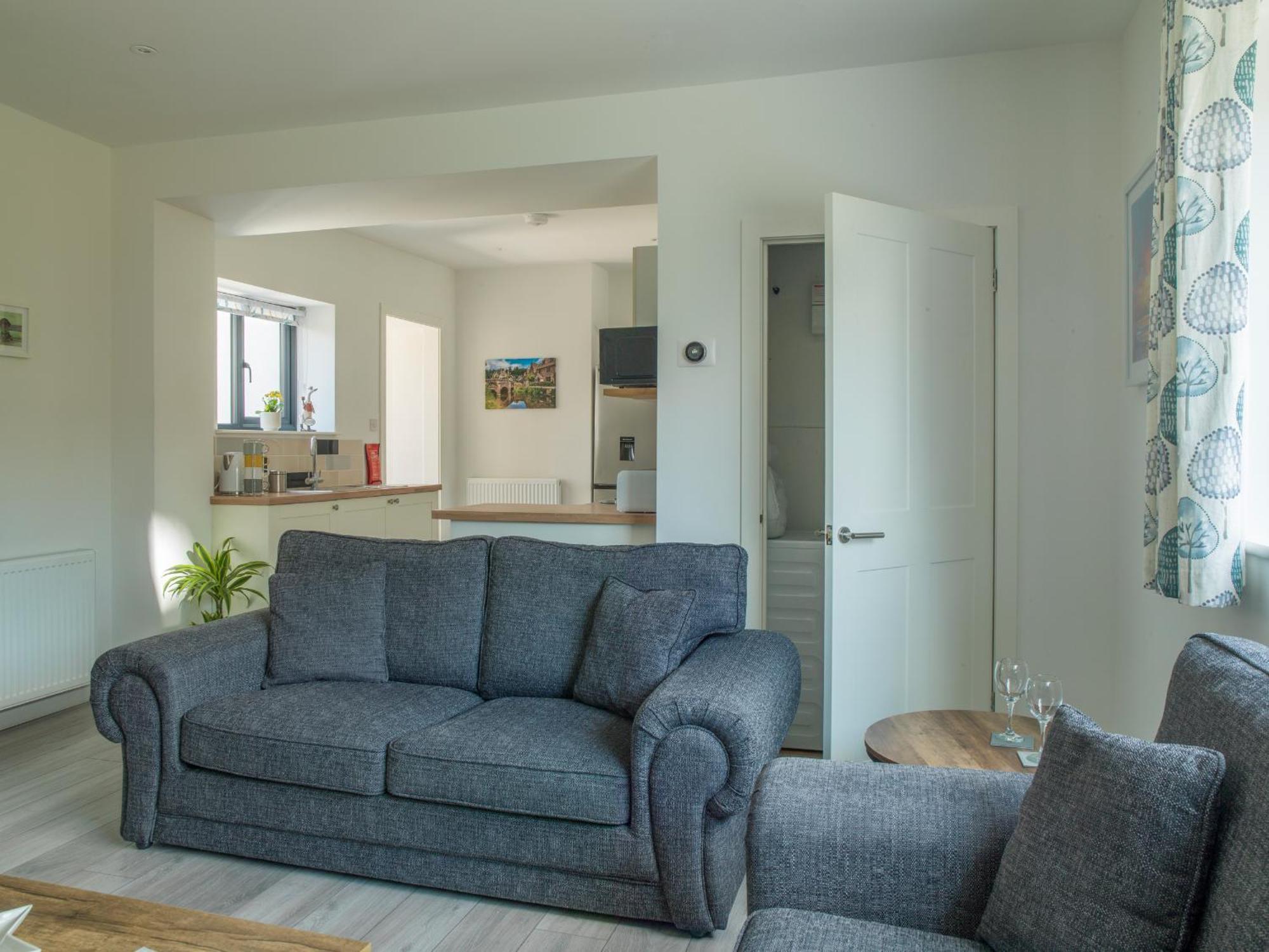 Stunning Modern Apartment In The Cotswolds Chalford Екстериор снимка